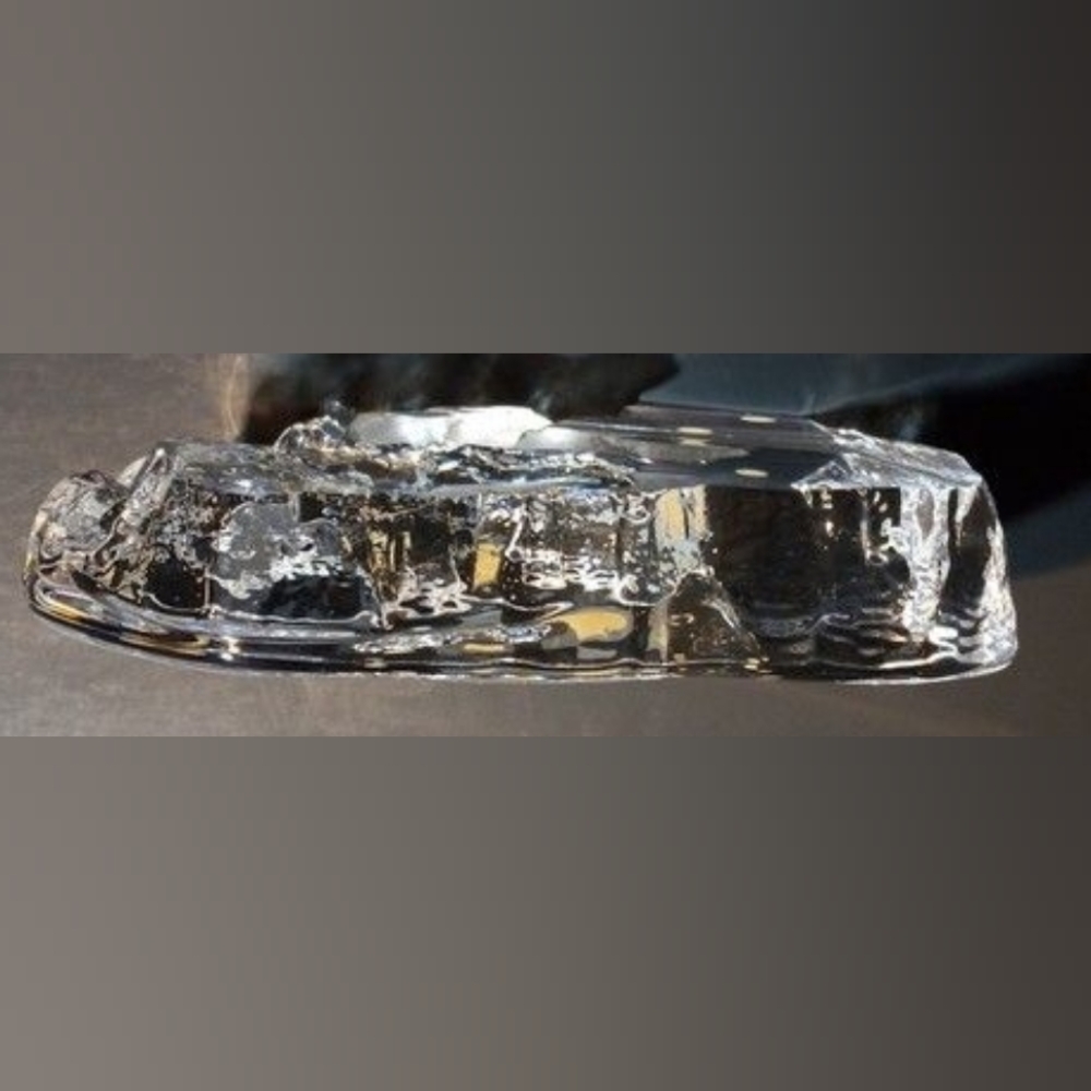 Royal Krona Sweden signed by Mats Jonasso 9" lead crystal lion cougar sculpture. - Picture 4 of 6